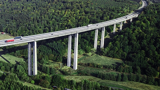 嘉达集团 || 渗入时光 凝路为诗