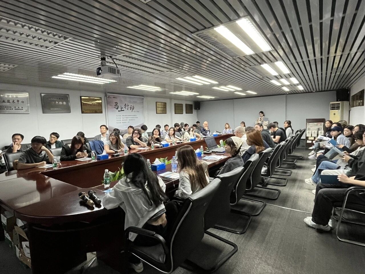 1761814060665846.jpg e39628b7ed73f6033f5cb0838bda7271.jpg